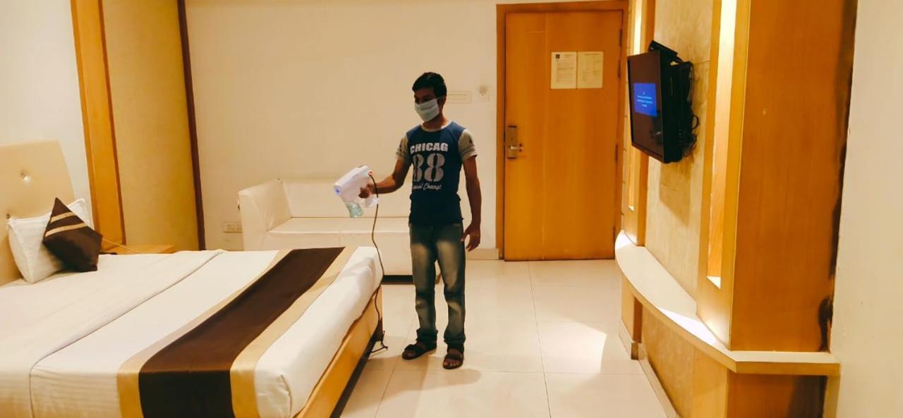 Hotel Yash Inn Mirzāpur Eksteriør billede