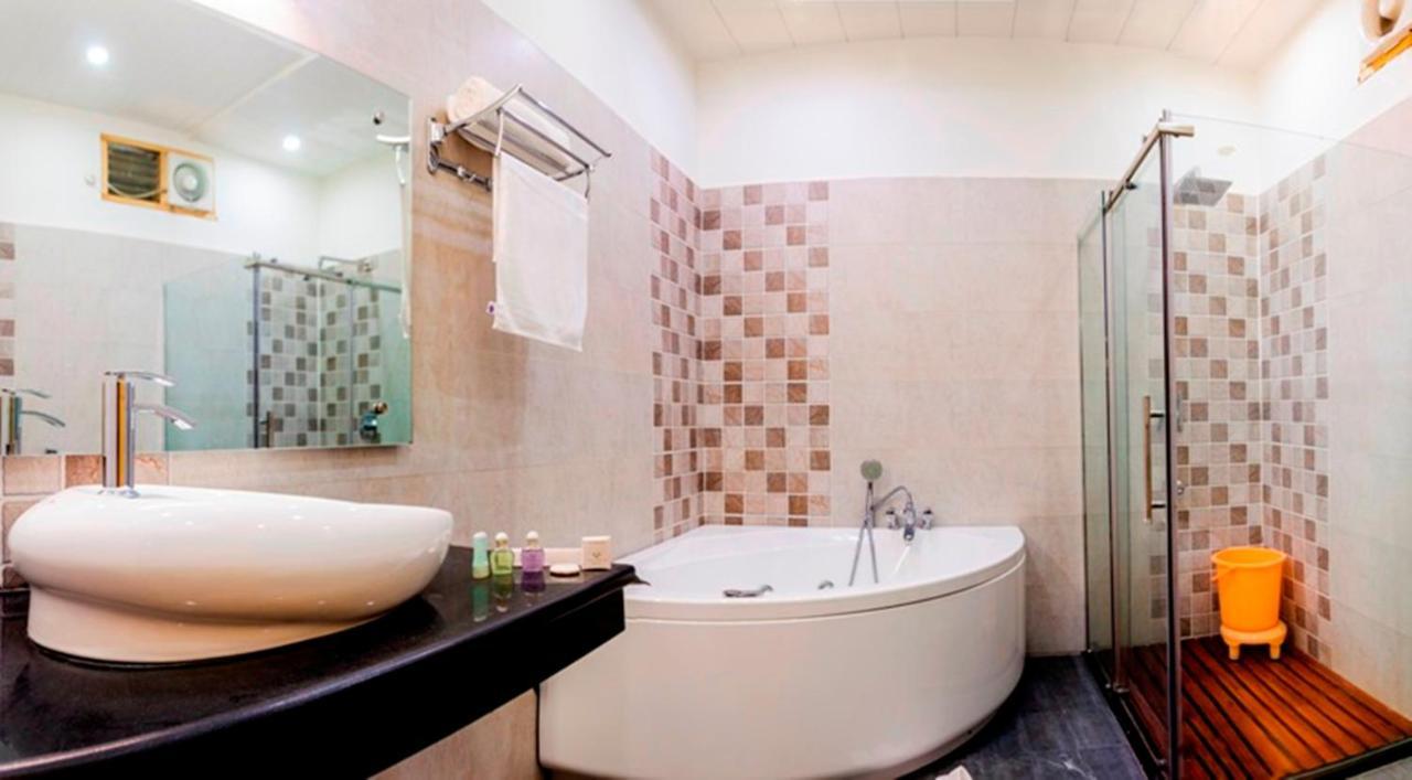 Hotel Yash Inn Mirzāpur Eksteriør billede