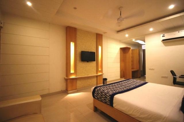 Hotel Yash Inn Mirzāpur Eksteriør billede