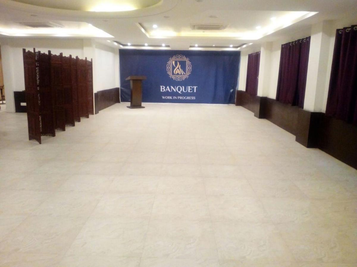 Hotel Yash Inn Mirzāpur Eksteriør billede